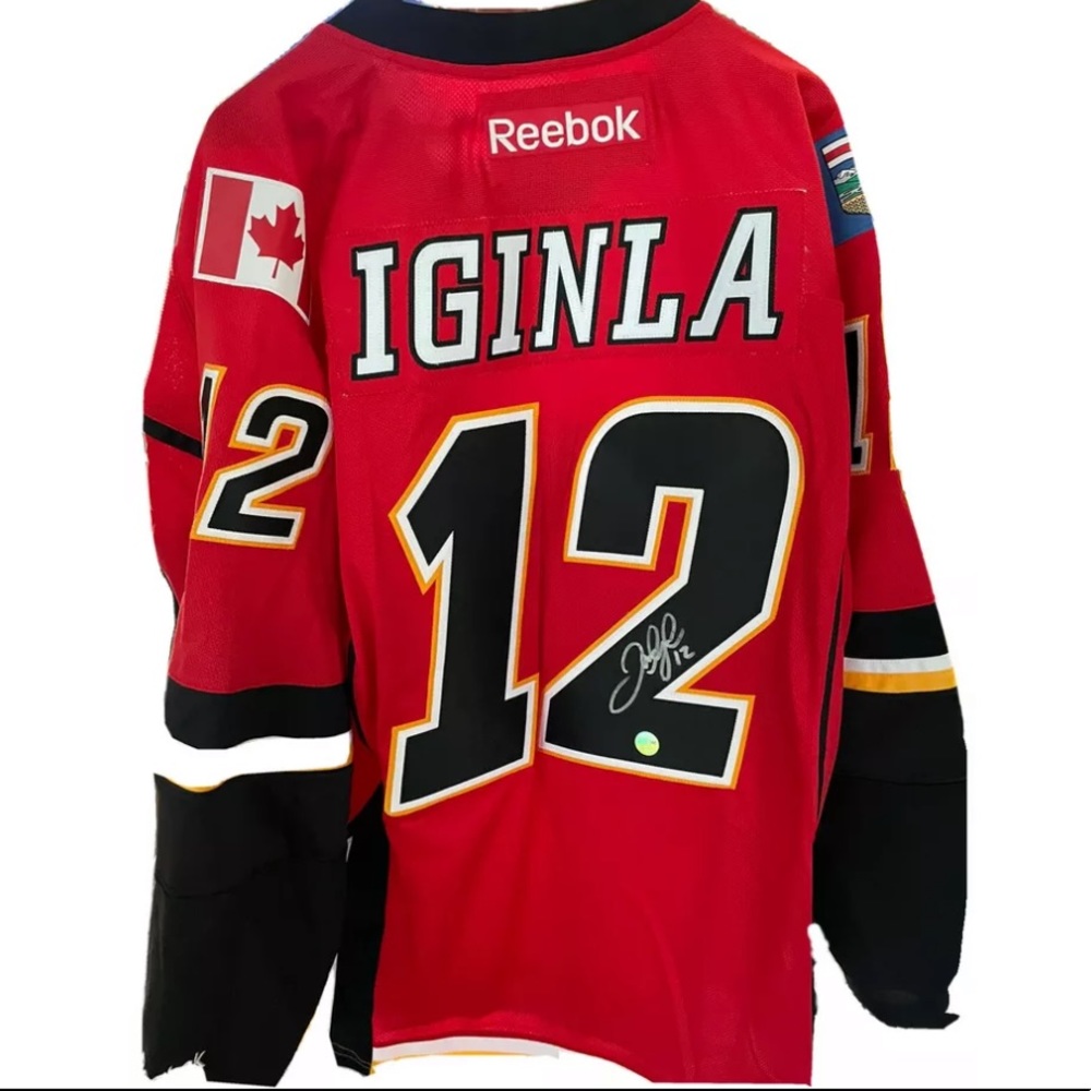 SIGNED AUTHENTIC Jarome Iginla Calgary flames jersey🏒 - Picture 1 of 3